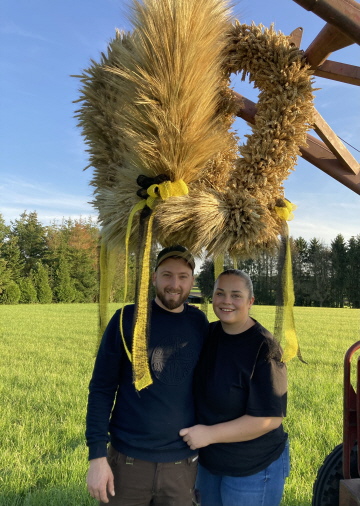 Unser Erntemeisterpaar mit neuer Krone